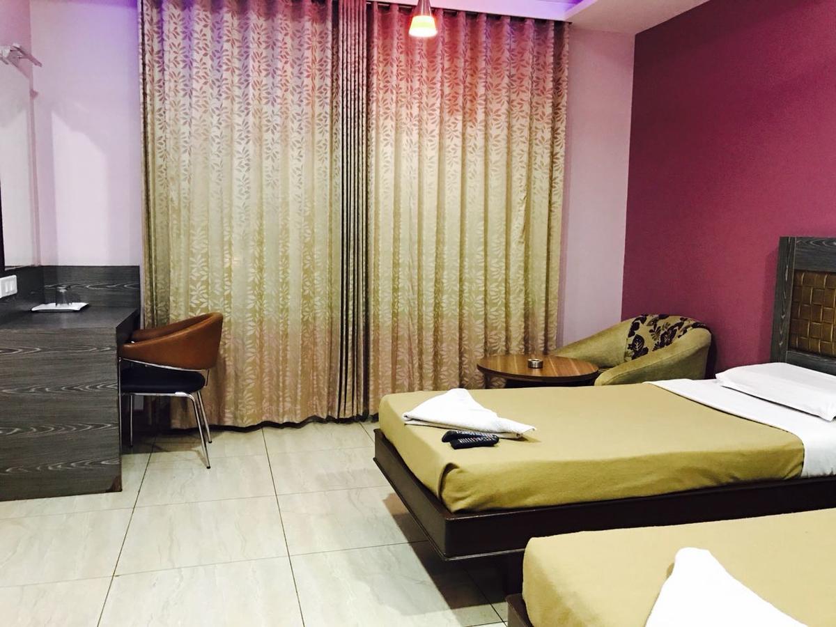 Iroomz Vaishali Residency بيلاري المظهر الخارجي الصورة