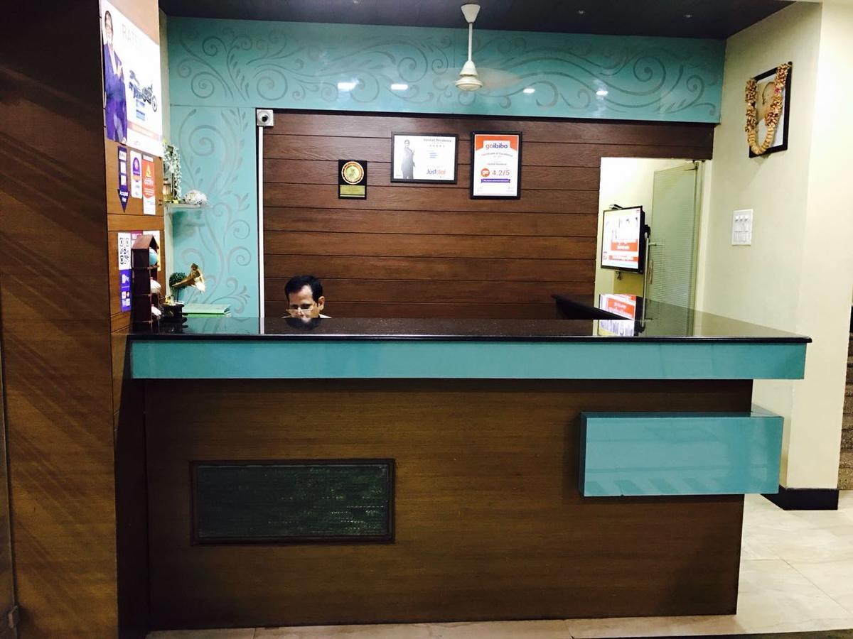 Iroomz Vaishali Residency بيلاري المظهر الخارجي الصورة